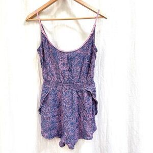 ECOTE Patterned Strappy Scoop Romper